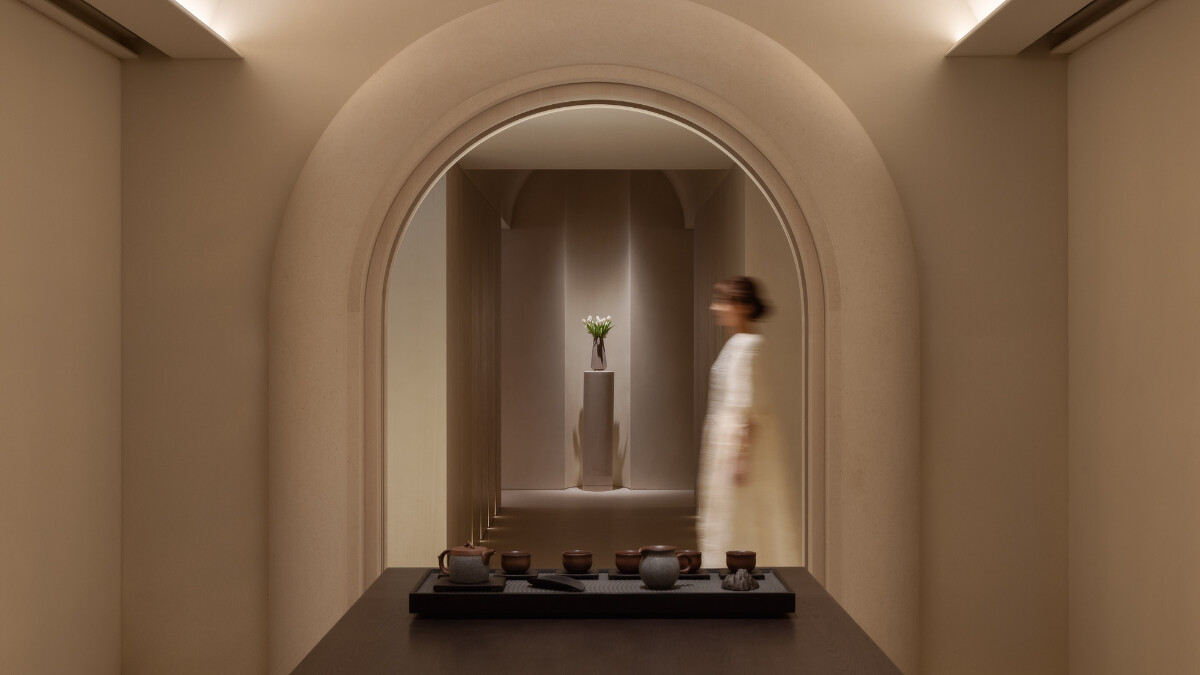 臺北嘉佩樂水療以拱形天花板延展空間，鋪陳靜謐悠然的意境