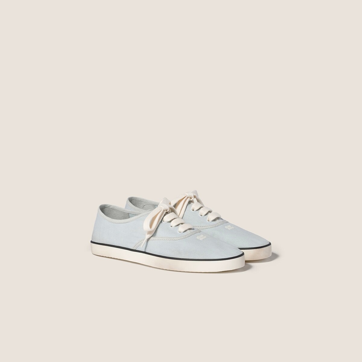 MIU MIU 斜紋運動休閒鞋 NT.29,000