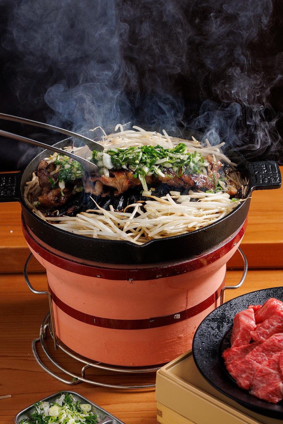 「蔥鹽和牛肋條」。