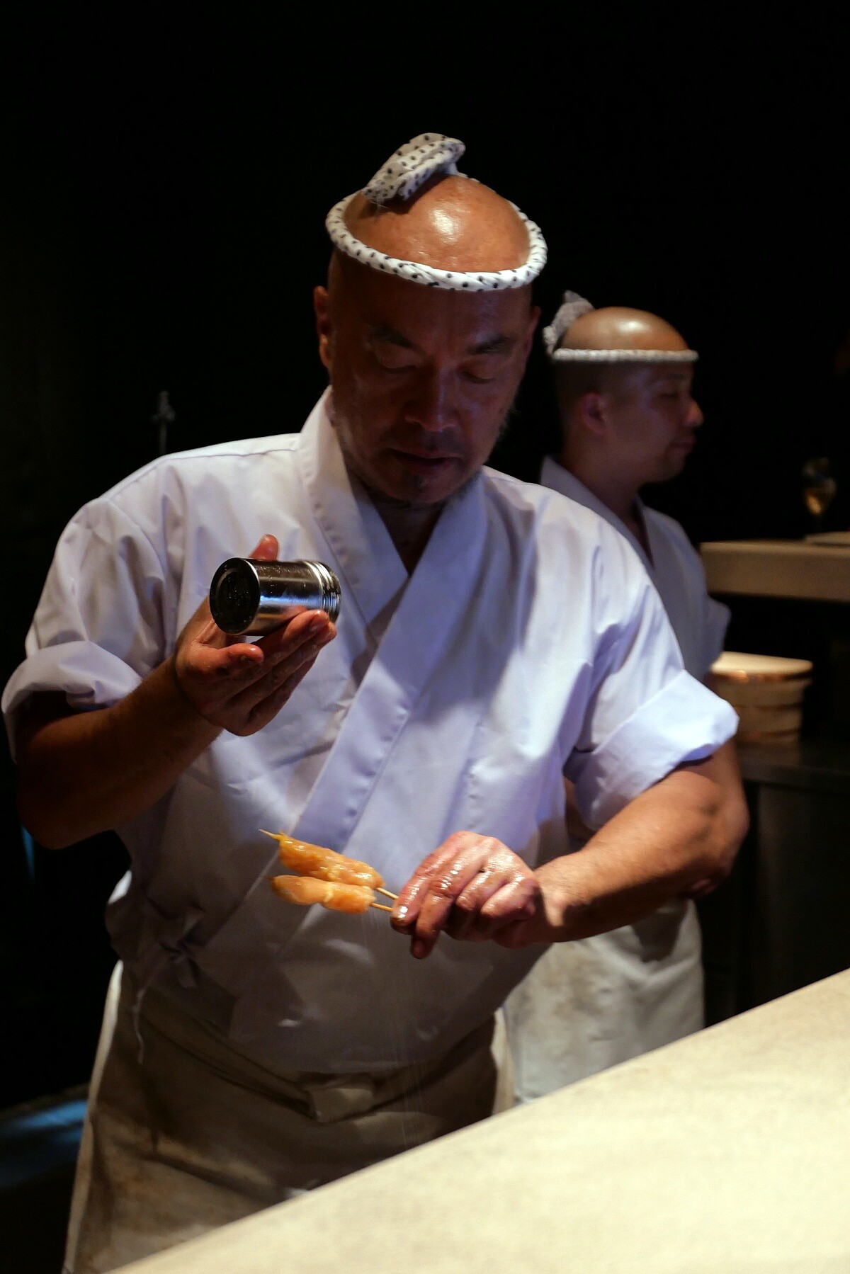 池川認為罐撒比較好控制，不易失手。