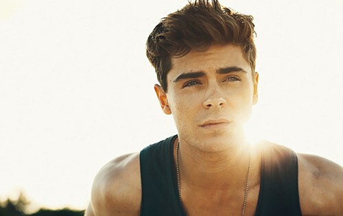 Zac Efron帥氣近照