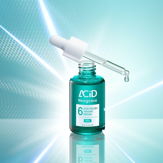 Neogence霓淨思ACID多酸拋光系列中的15% 6酸拋光嫩膚精華。