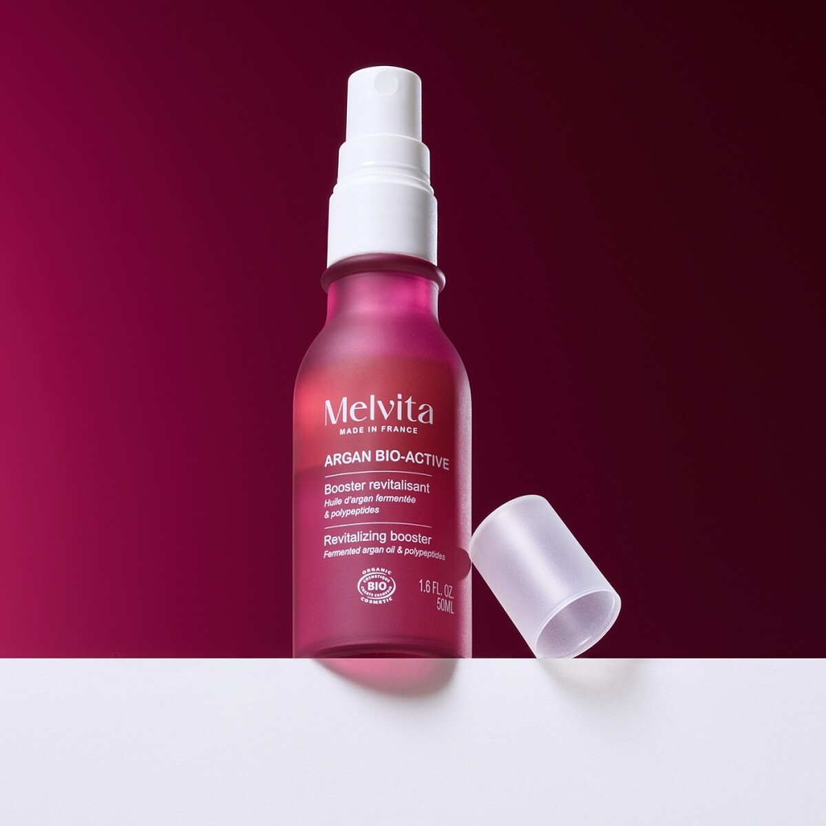 Melvita摩洛哥堅果活酵緊提雙效露。