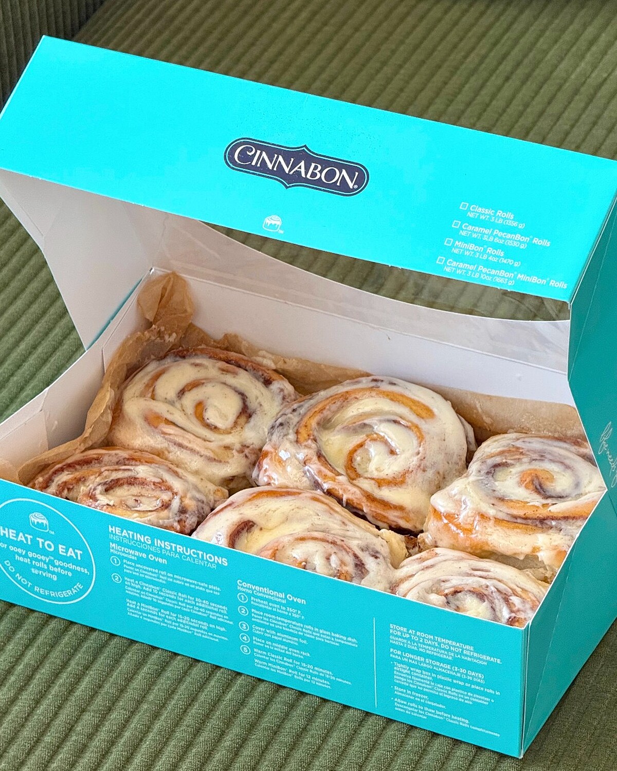 Photo / Cinnabon_ FB