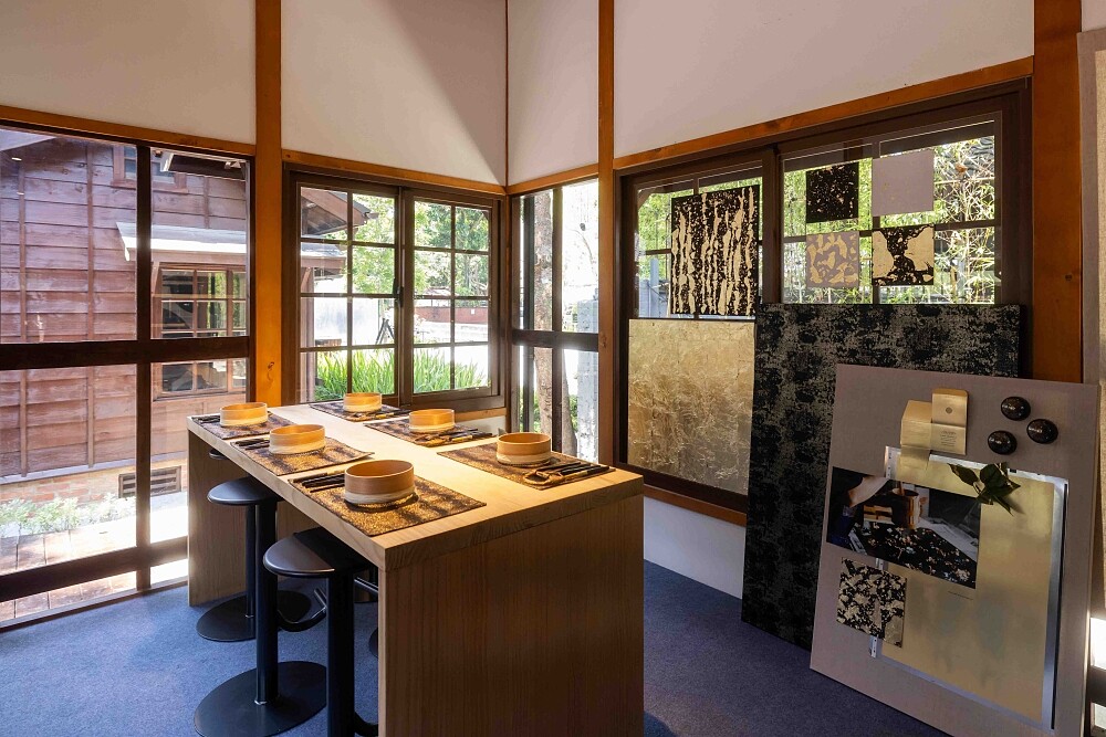資生堂「極上御藏恆久美學展:水泉的迴響」的緣付金箔工藝體驗工作坊。