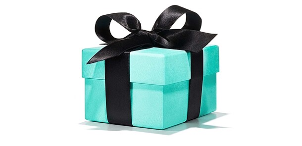 Tiffany Out of Retirement 純銀禮品魚形酒瓶與 18K 金鈔票夾