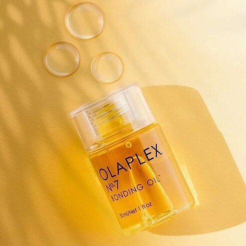 OLAPLEX歐啦7號結構還原精油。