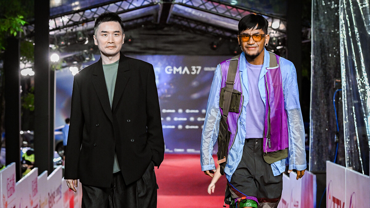 2026金曲獎｜張震嶽連奪最佳華語男歌手、最佳華語專輯，網友獻祝福：當之無愧