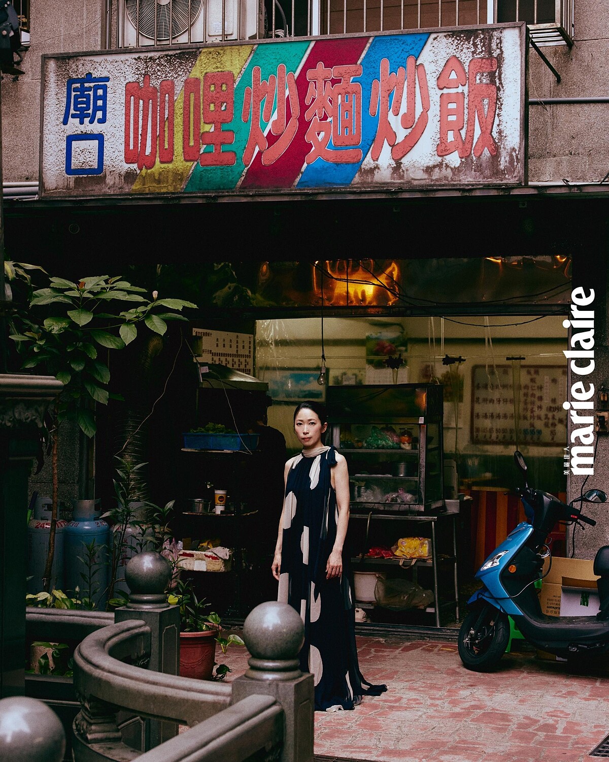 絲質波點洋裝,Max Mara。攝影/Weslie Wei
