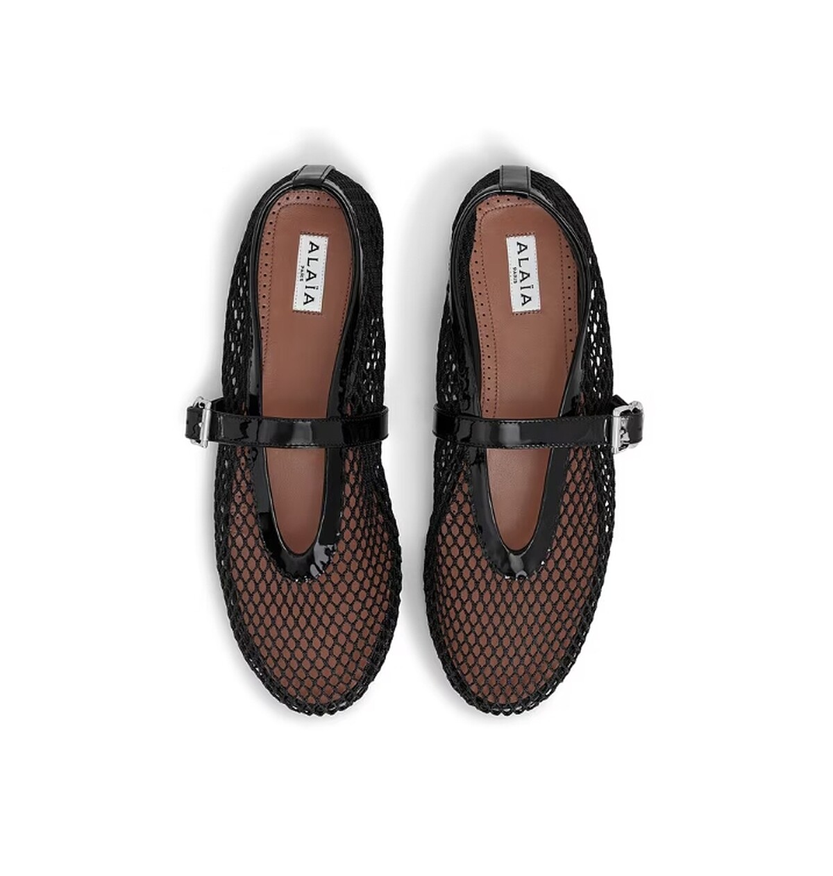 Alaïa漁網平底鞋,NT$31,700。