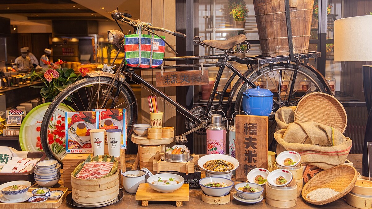 台南排隊名店吃到飽！台北君悅凱菲屋「呷台南」美食節開跑，糯夫米糕、蝦仁肉圓必吃，超佛心優惠同步登場