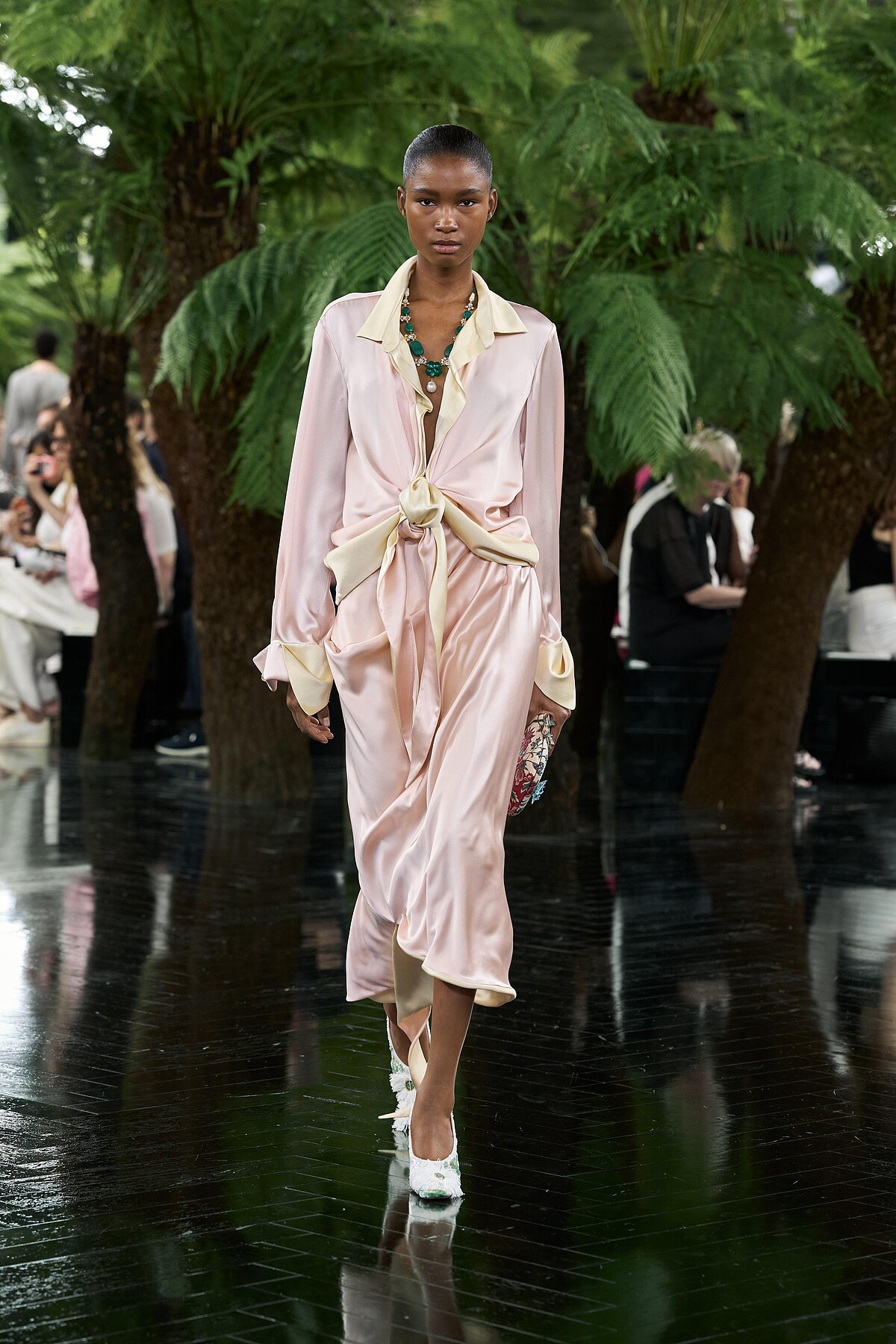 Dior 2026–2027 秋冬高級訂製服系列。
