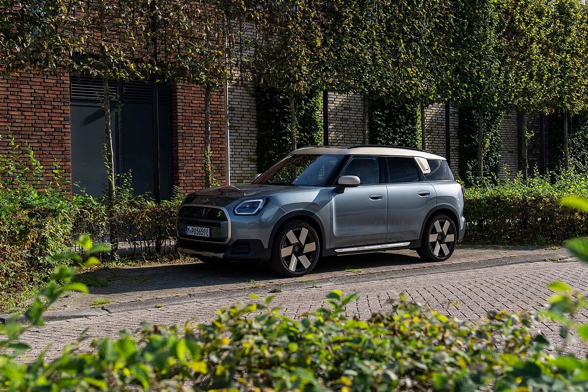 「MINI Countryman」運動休旅擁有寬敞空間。