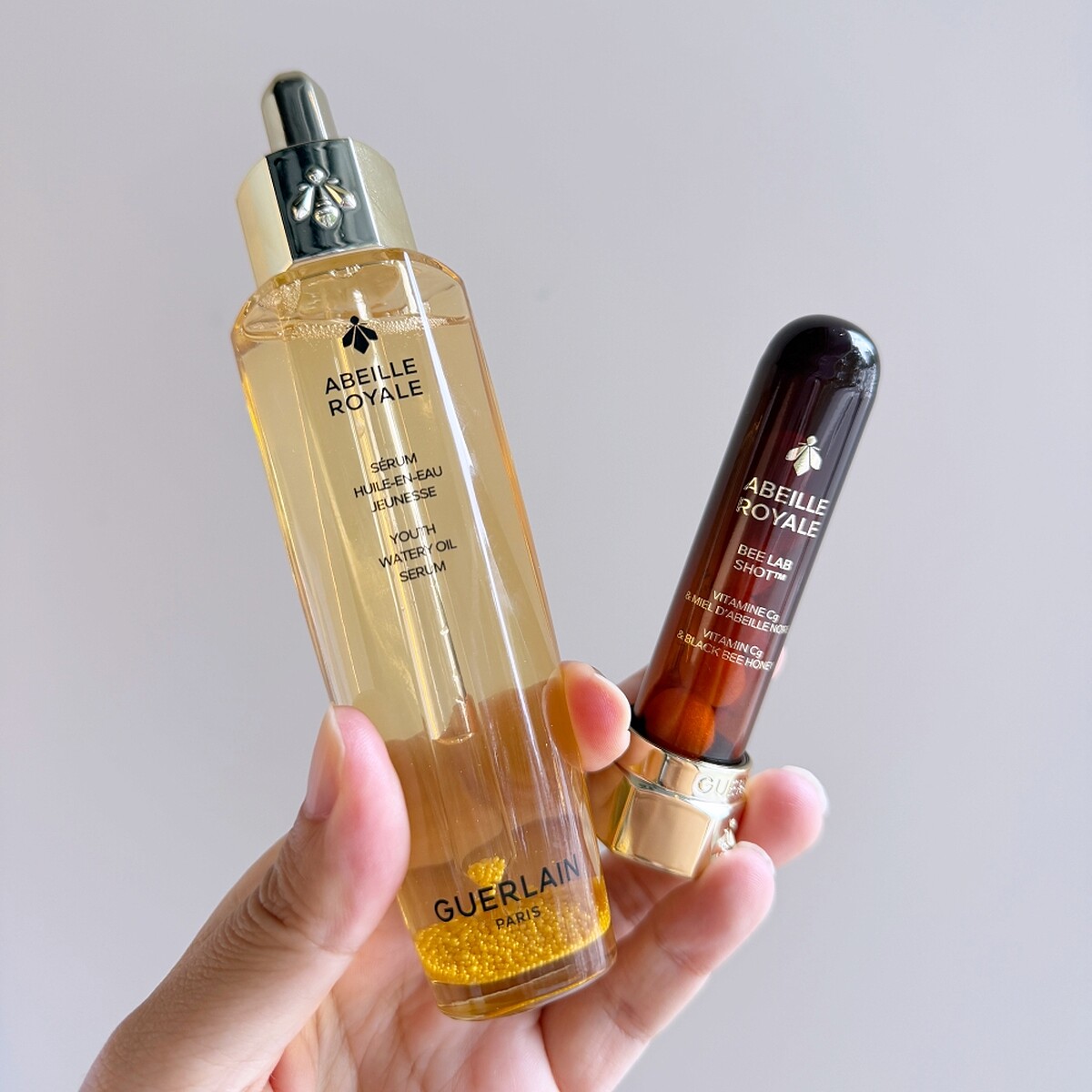 嬌蘭皇家蜂王乳平衡油精華與皇家蜂王乳激活能量凍晶。