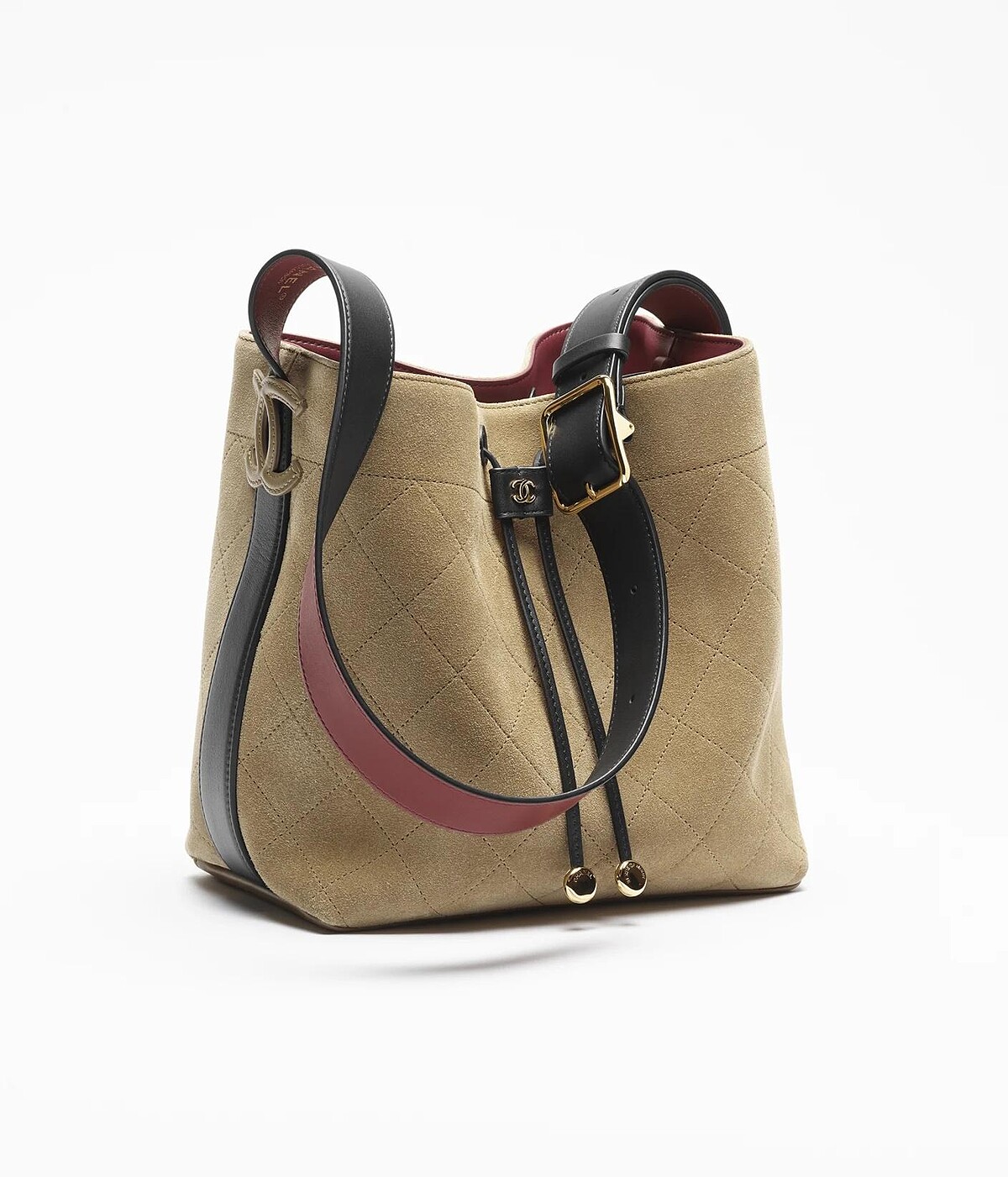 Chanel 全新 Bucket Bag包款。