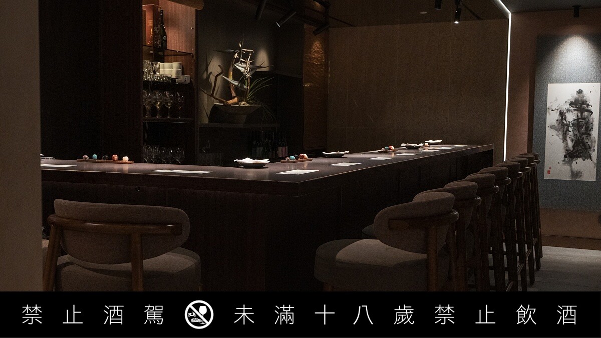 臺北女性友善清酒舖推薦！「和庵清酒舖」進駐晶華酒店：首創五行心情選酒、單杯180元起輕鬆微醺