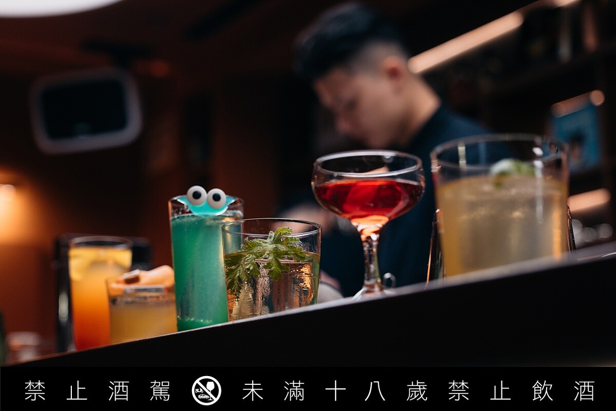 「UNCOMMON Taipei」規劃了兩種不同主題的酒單。