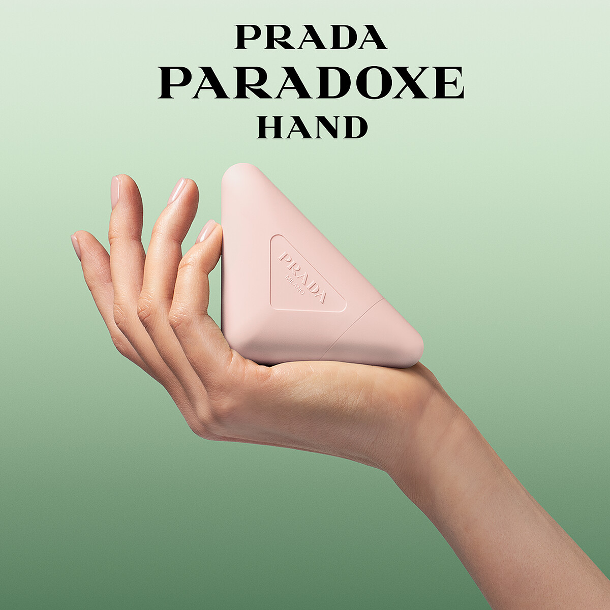 PRADA唯我莫測奢潤護手霜主視覺