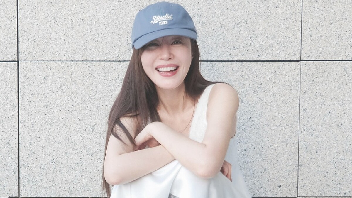 48歲嚴志媛真的看不出年紀！《復職警察》回歸，5個私服減齡公式一次看