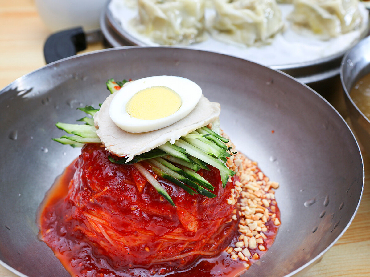 釜山名店之一的草梁小麥冷麵(Photo/翻攝自Naver Map)