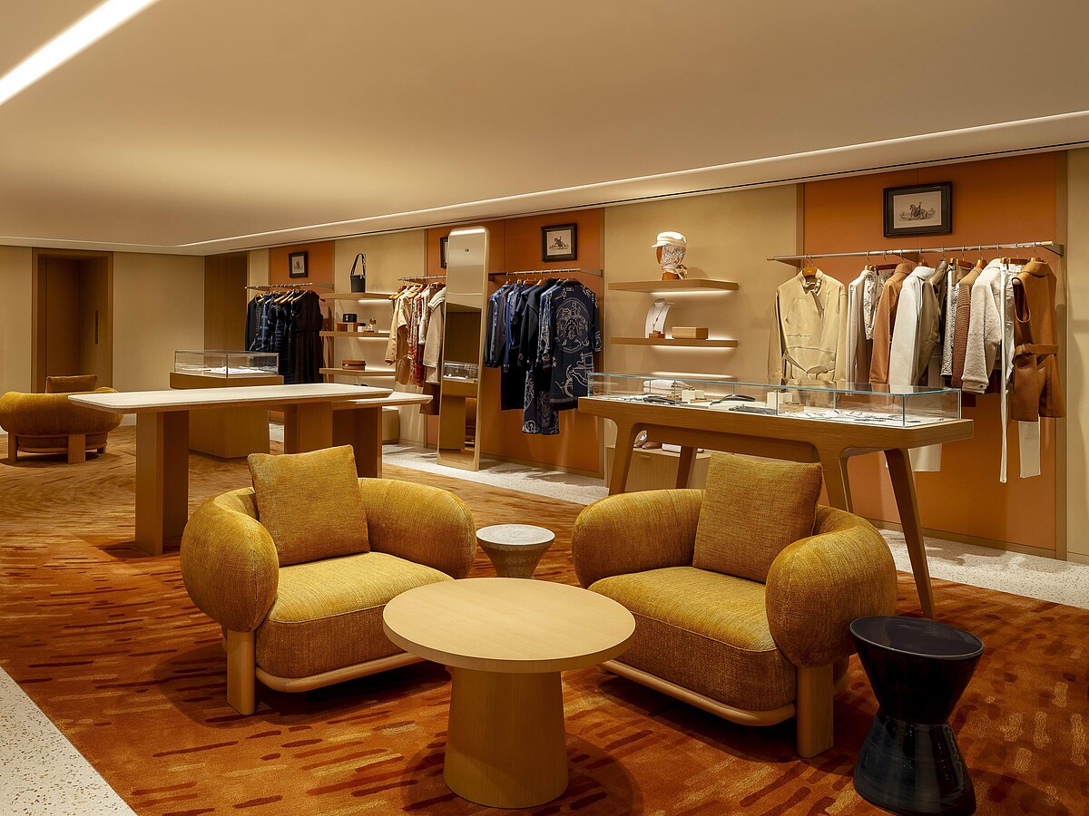 Hermès 愛馬仕高雄漢神專門店煥新開幕。