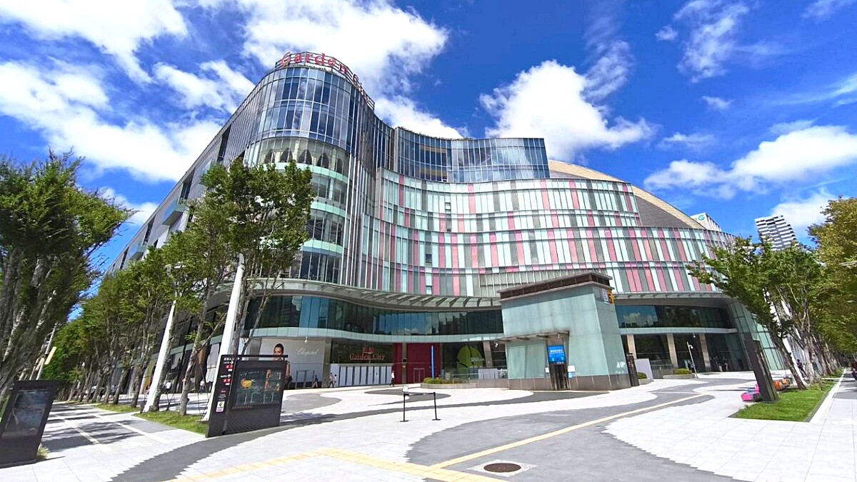 大巨蛋遠東Garden City商城新區域樓層指南!B2到8樓品牌/美食全攻略:8米香水噴泉、3000坪美食街必逛