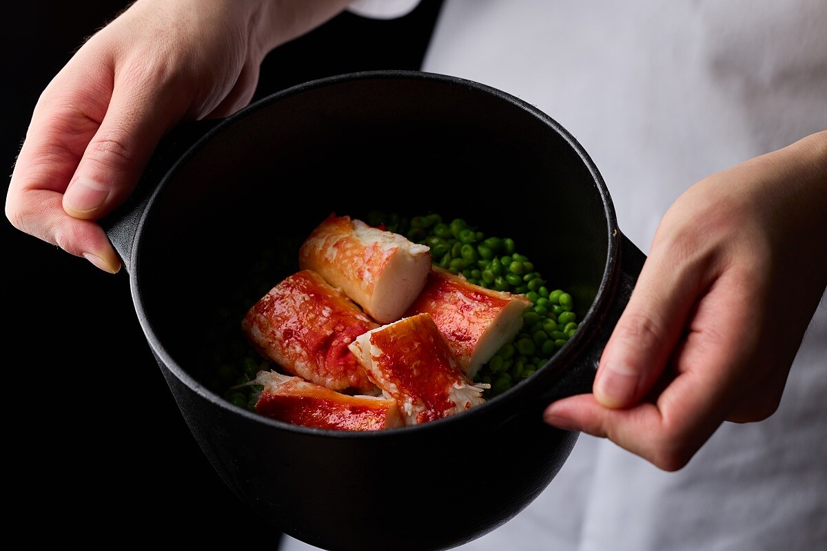 「蟹飯」展現了主廚對菜單思考的完整邏輯,一道看似樸素的收尾,其實藏著他對味道、食材與土地最細膩的判斷。