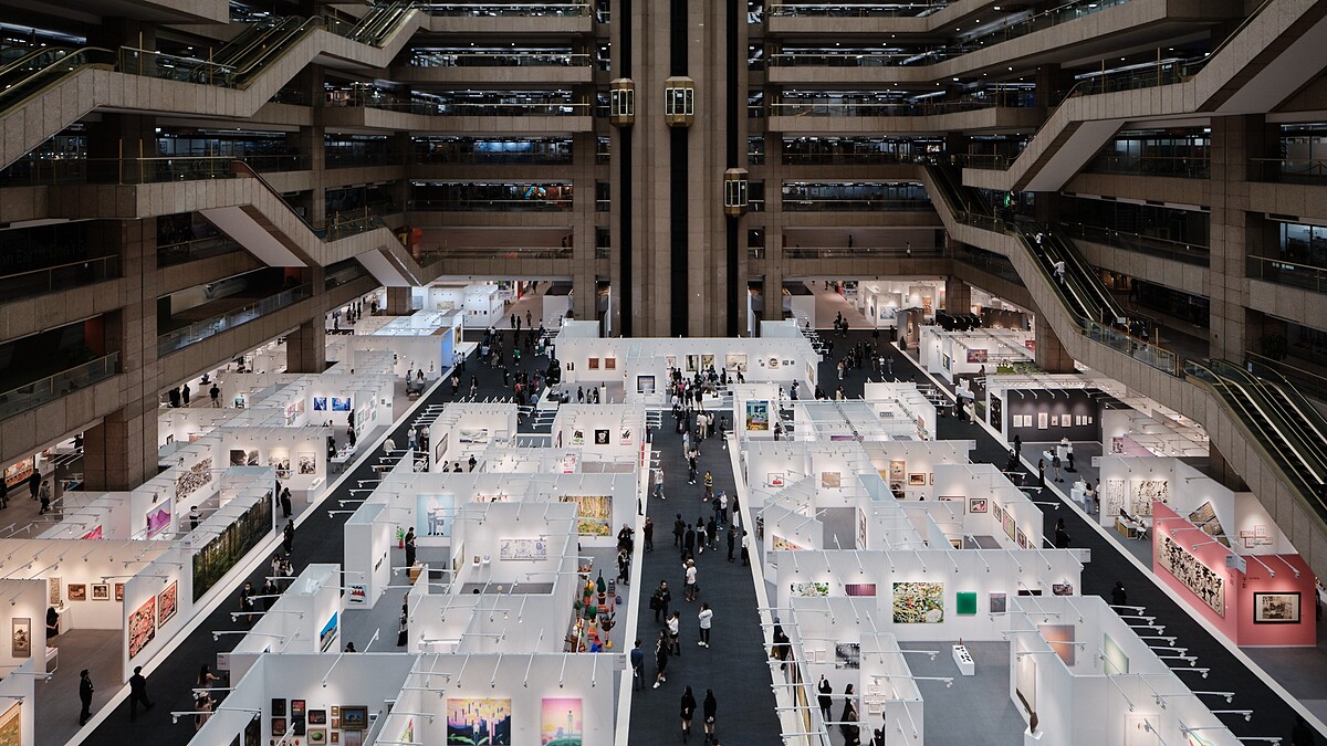 2026 Art Taipei 台北藝博會秋季登場！127家國內外藝廊、AI智慧助理，6大觀展亮點一篇整理