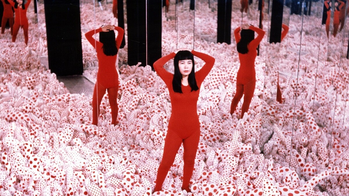 草間彌生20件經典作品特色介紹！圓點、南瓜、無限鏡屋等代表作一次看