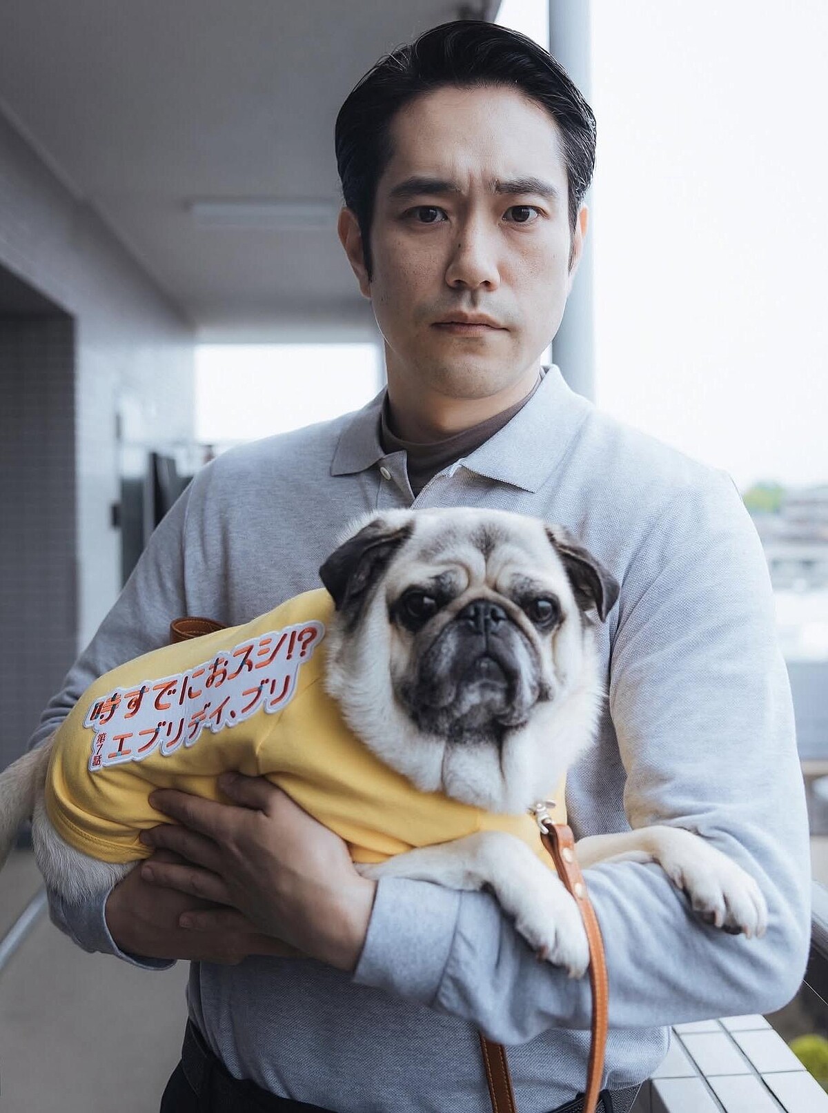 《為時已晚握壽司!?》中,松山研一飾演外表兇狠的壽司師傅。