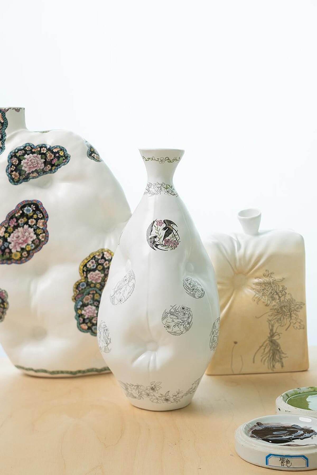 任徐乙凡《繁花》系列作品。