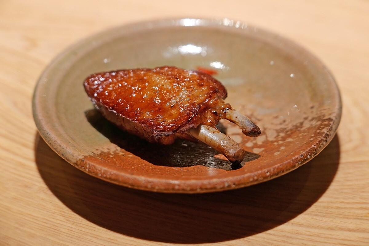 「脆皮桂丁雞翅」。