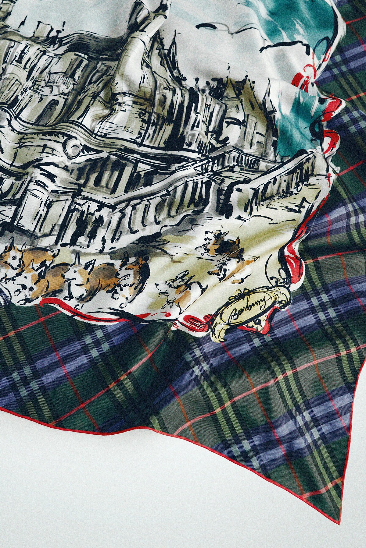 Royal Collection Trust &times; Burberry 聯名 Balmoral 真絲絲巾。
