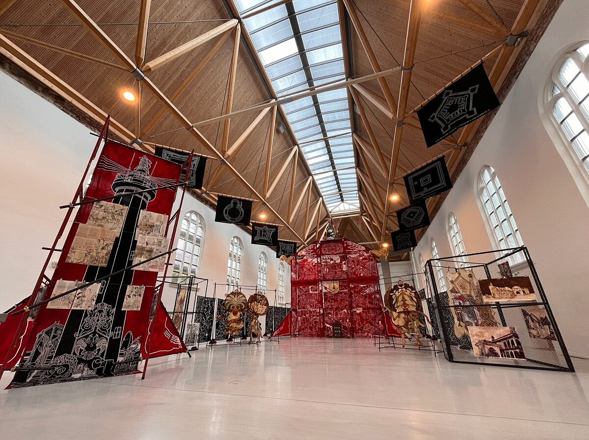 鱷魚背 GEGERBOYO,Eroded Borders,2025,Mixed Media Installation,Dimensions Variable,Courtesy of The Artist,國立臺灣美術館提供。