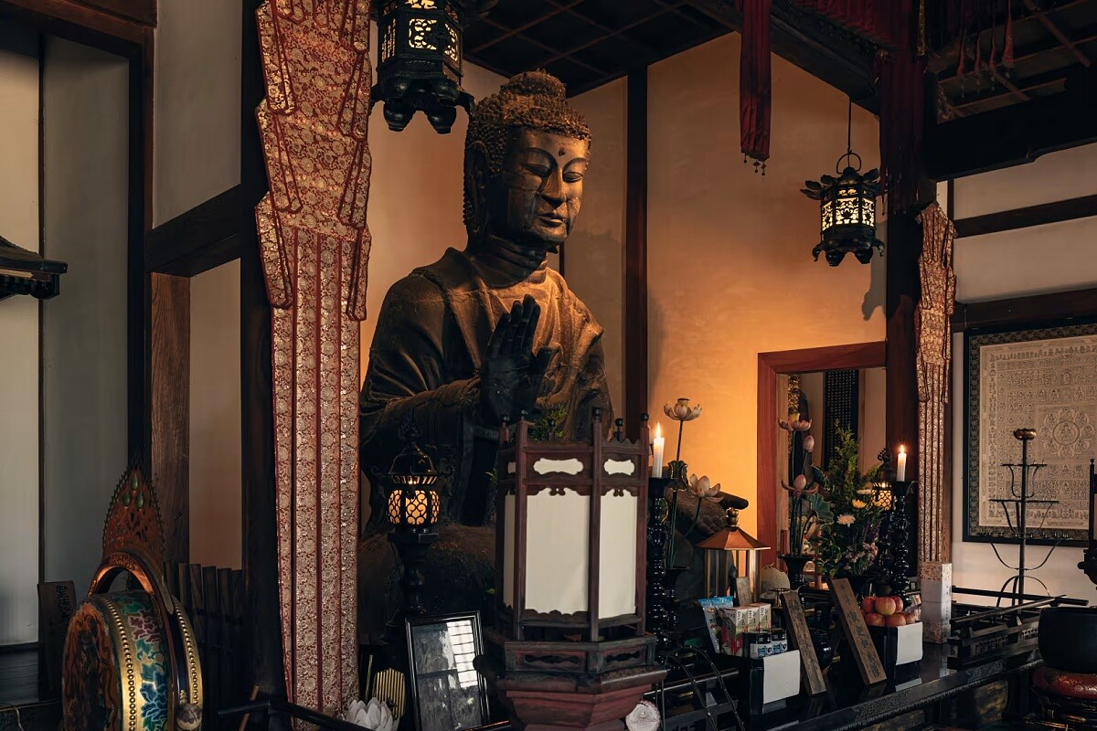「飛鳥寺」是日本最古老的寺廟之一。