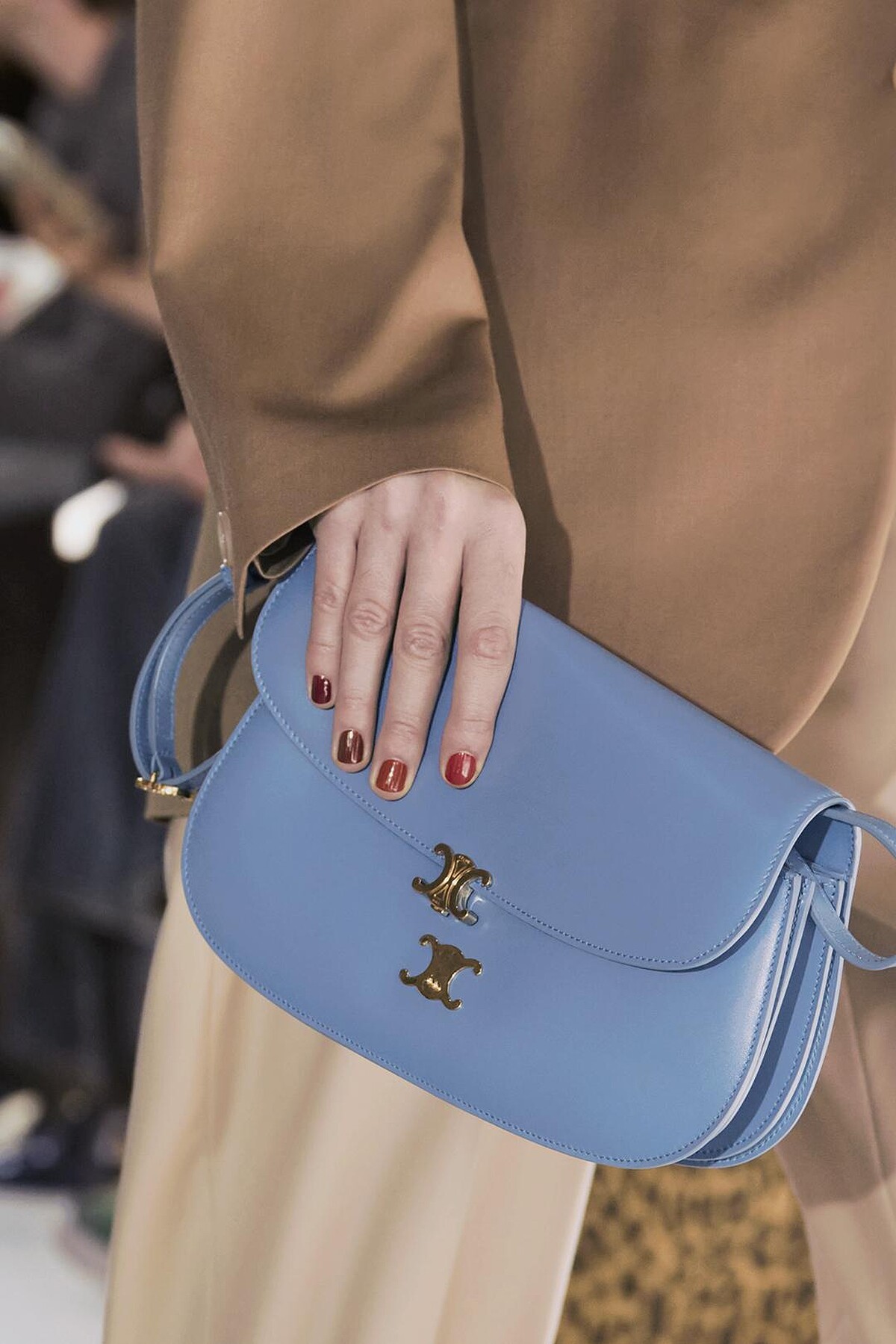  CELINE &Eacute;t&eacute; 2027夏季包款。