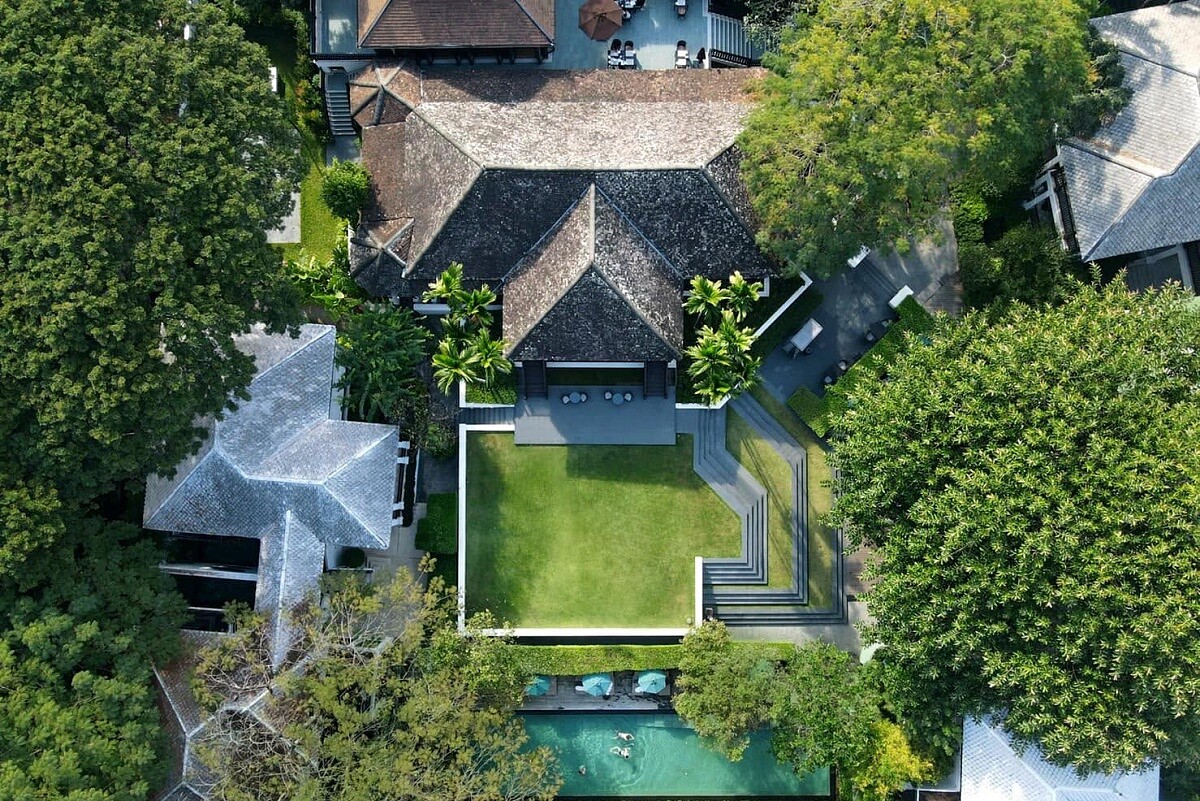 空拍的 137 Pillars House 園區。