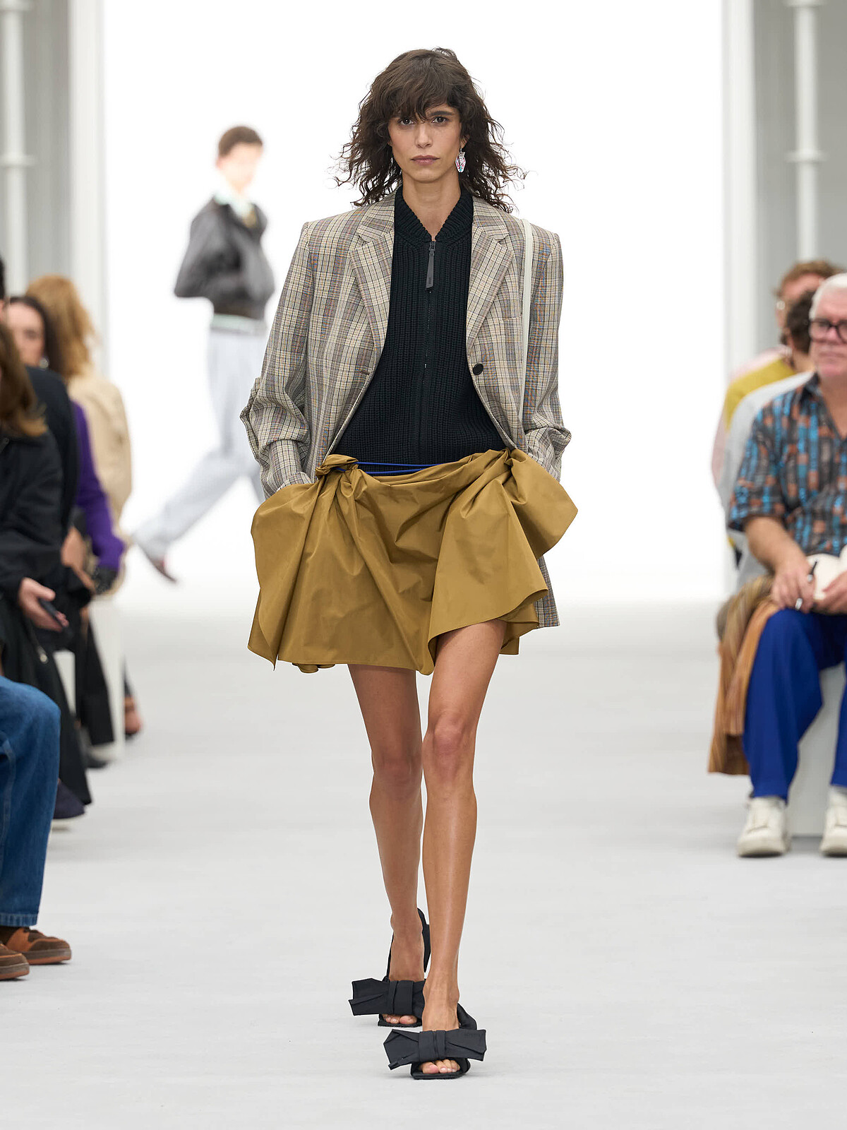 Loewe2027SS大秀系列。
