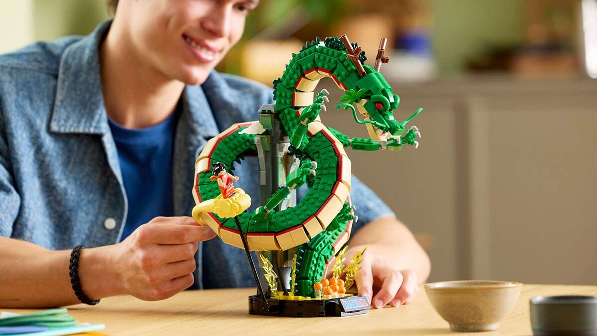 神龍真的被樂高拼出來了！LEGO首度聯名《七龍珠》，1764片重現悟空召喚神龍超狂場面