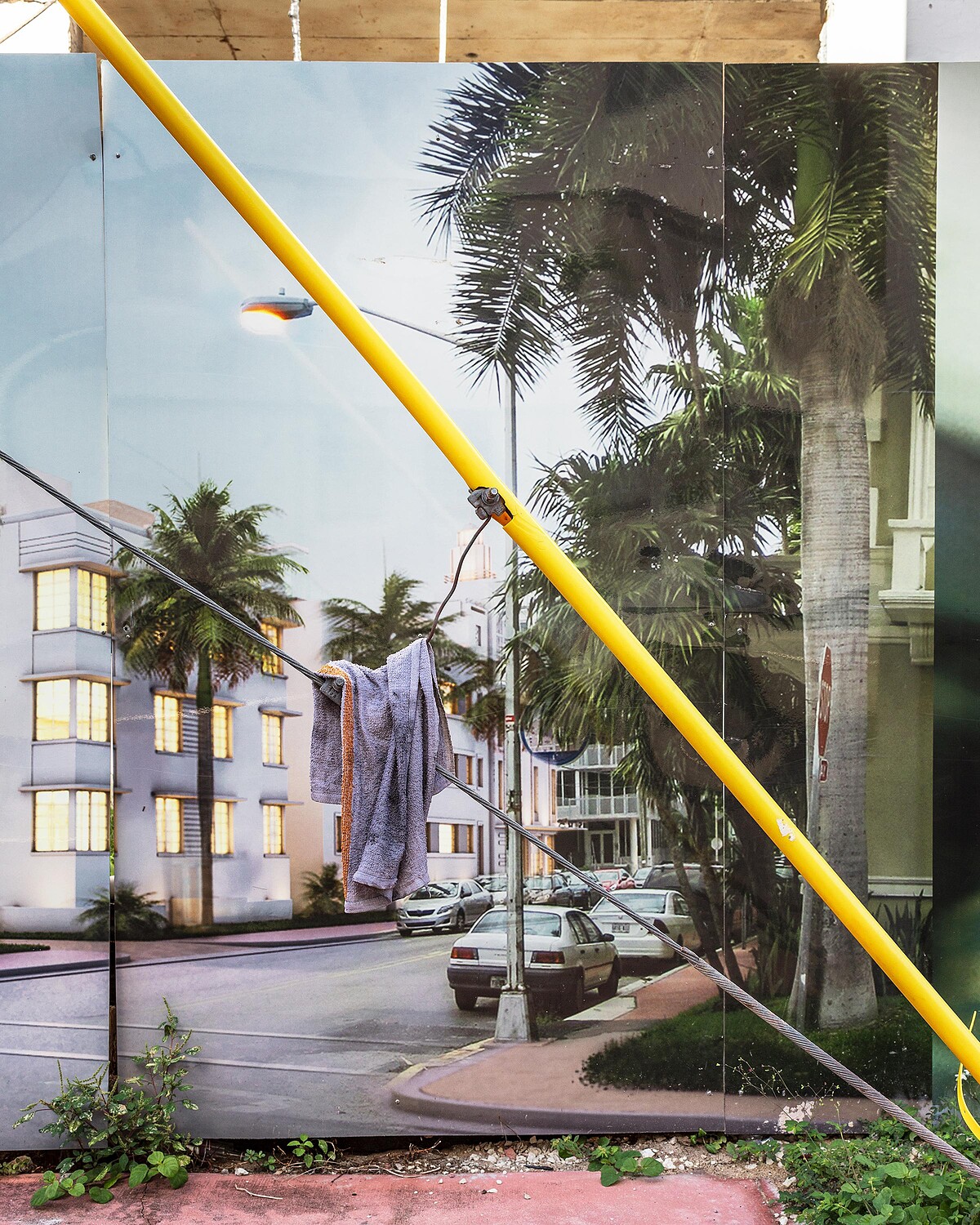 《FloodZone|洪水區》系列 Construction in South Beach III(南海灘施工 III),2018