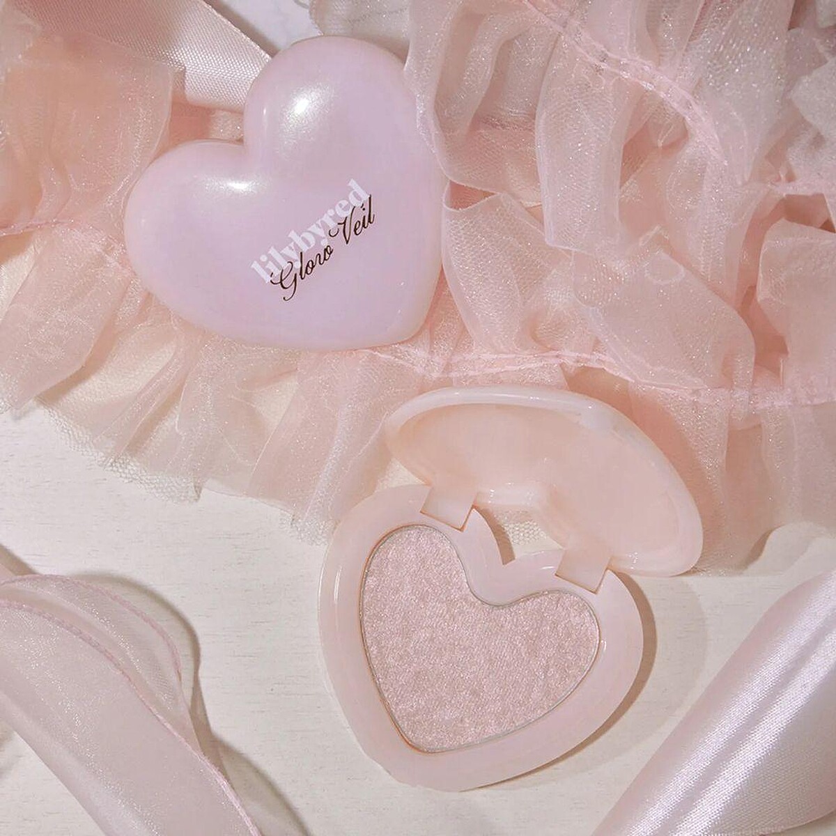 lilybyred 愛心光紗打亮餅