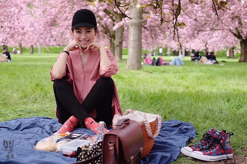 來這裡也要配上野餐躺一個下午