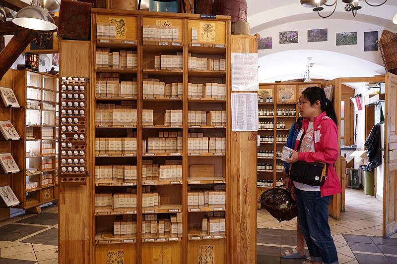 菠丹妮的純天然精油系列