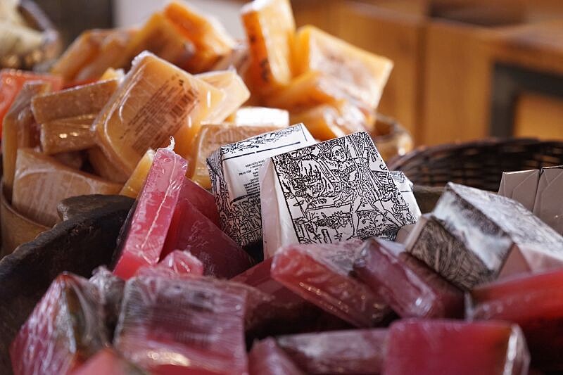 菠丹妮布拉格總店